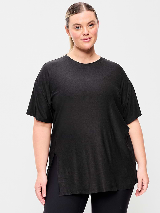 Old Navy CloudMotion Short-Sleeve Tunic — photo 8