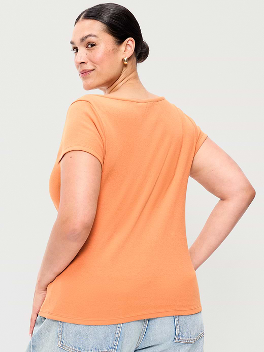 Old Navy Snug Boatneck T-Shirt — photo 8