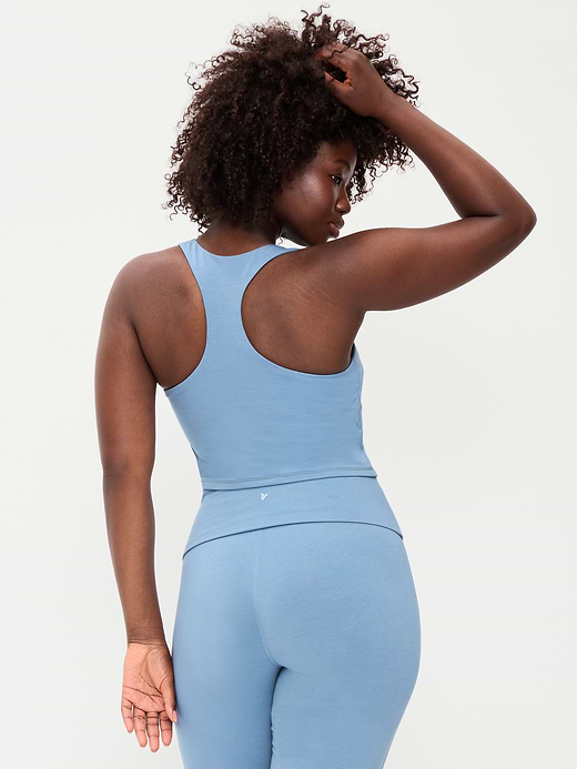 Old Navy Light Support PowerChill High-Neck Racerback Sports Bra — photo 6
