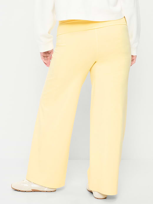 Old Navy High-Waisted PowerChill Fold-Over Wide-Leg Pants — photo 5