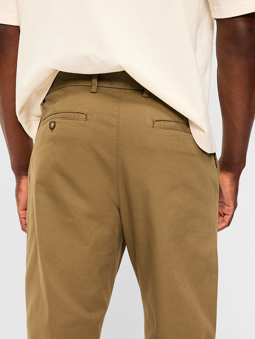Old Navy Baggy Built-In Flex Rotation Chino Pants — photo 5