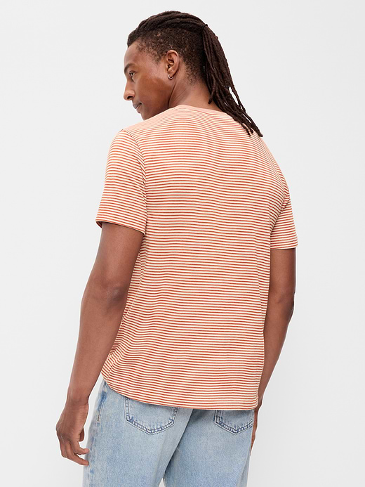 Old Navy Soft-Washed Crew-Neck T-Shirt — photo 3