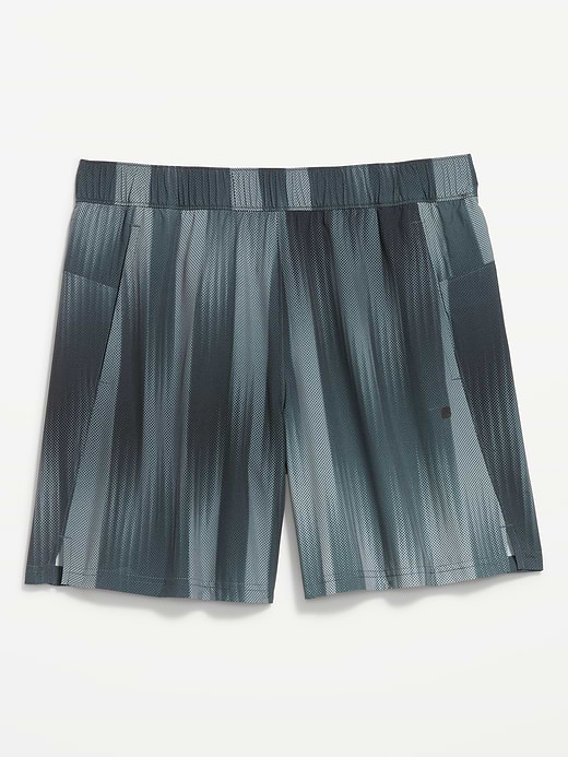 Old Navy StretchTech Workout Shorts -- 7-inch inseam — photo 4