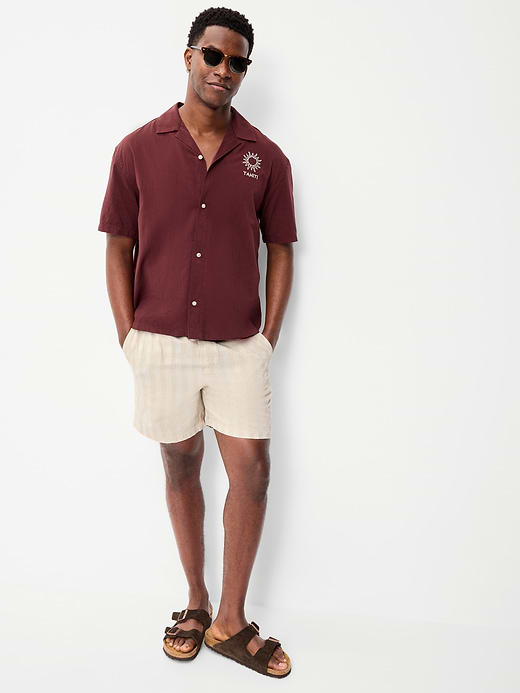 Old Navy Short-Sleeve Heavyweight Graphic Shirt — photo 4