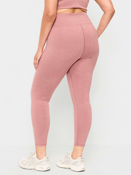 Old Navy Extra High-Waisted CloudComfy 7/8 Leggings — photo 8
