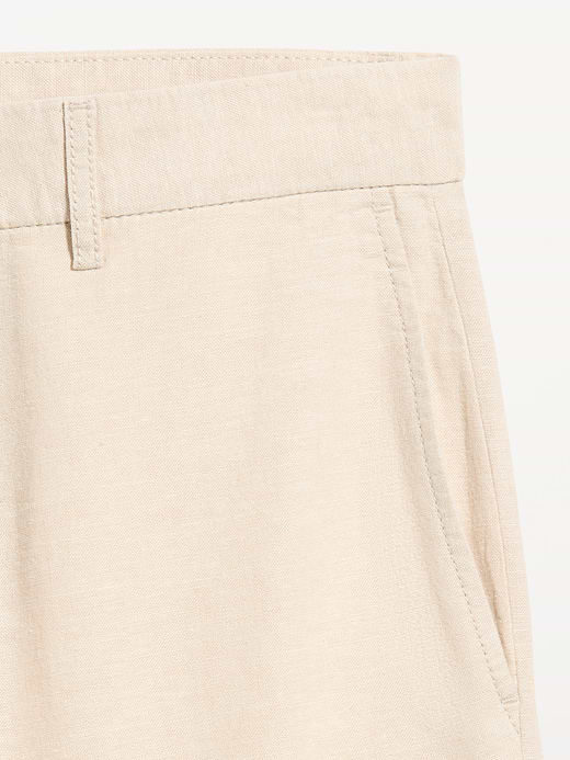 Old Navy Slim Built-In Flex Rotation Chino Shorts -- 8-inch inseam — photo 9