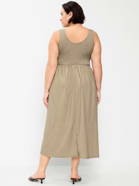 Old Navy Fit & Flare Lightweight Smocked-Bodice Midi Dress — photo 9