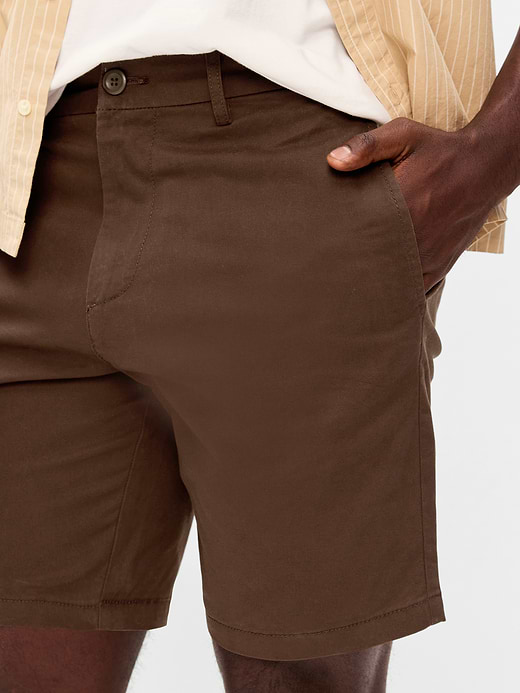 Old Navy Slim Built-In Flex Rotation Chino Shorts -- 8-inch inseam — photo 5