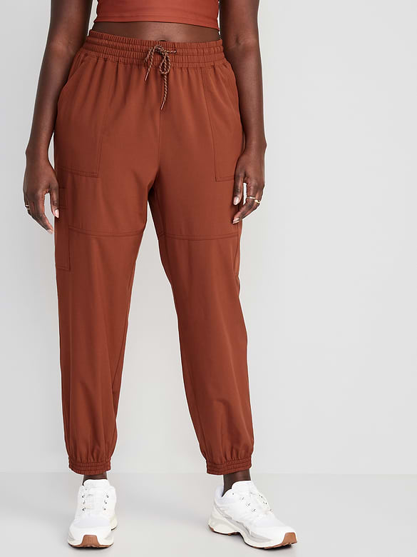 Old Navy Extra High-Waisted StretchTech Cargo Jogger Pants — photo 5
