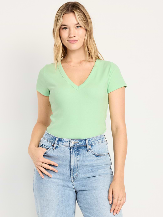 Old Navy Snug Crop V-Neck Ribbed T-Shirt — photo 6
