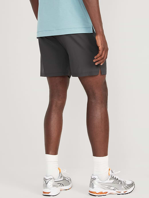 Old Navy StretchTech Workout Shorts -- 7-inch inseam — photo 3