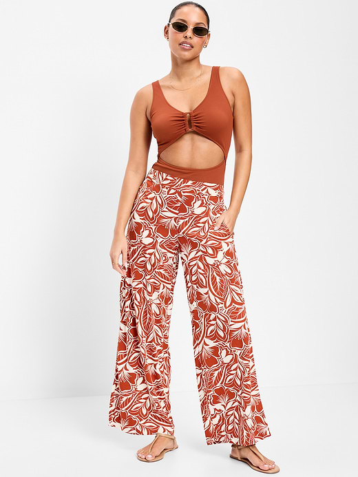 Old Navy Textured One-Piece Cut-Out Swimsuit — photo 4