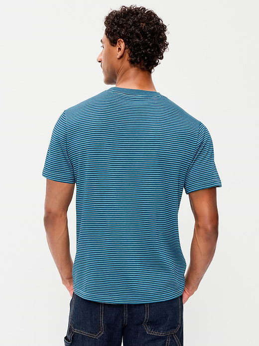 Old Navy Soft-Washed Crew-Neck T-Shirt — photo 3