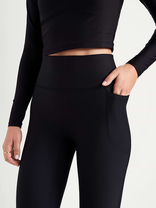 Old Navy Extra-High Waisted PowerSoft Boundless 7/8 Pocket Leggings – No Front Seam — photo 4