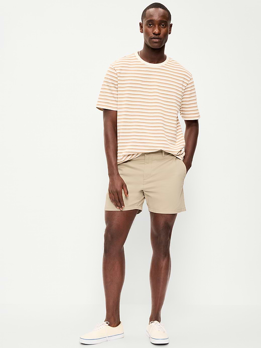 Old Navy Slim Built-In Flex Rotation Chino Shorts -- 5-inch inseam