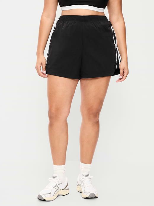 Old Navy High-Waisted TrekTech Run Shorts — photo 7
