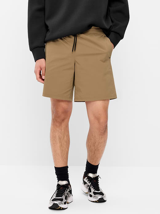 Old Navy TrekTech Active Short – 7-inch inseam — photo 1