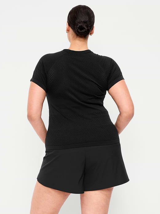 Old Navy Seamless Textured Cropped T-Shirt — photo 9