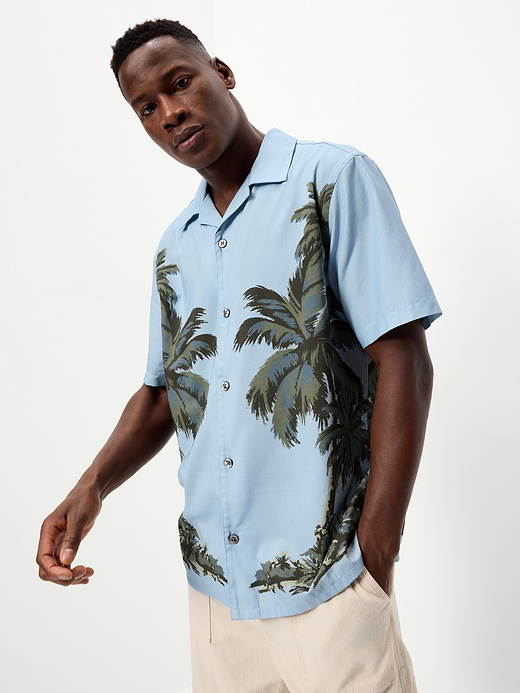 Old Navy Short-Sleeve Floral Camp Shirt — photo 4