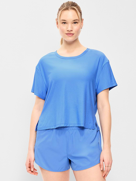Old Navy CloudMotion T-Shirt — photo 6