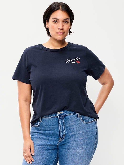 Old Navy EveryWear Crew-Neck Graphic T-Shirt — photo 8