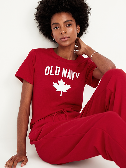 Old Navy Canada Logo Graphic T-Shirt — photo 4