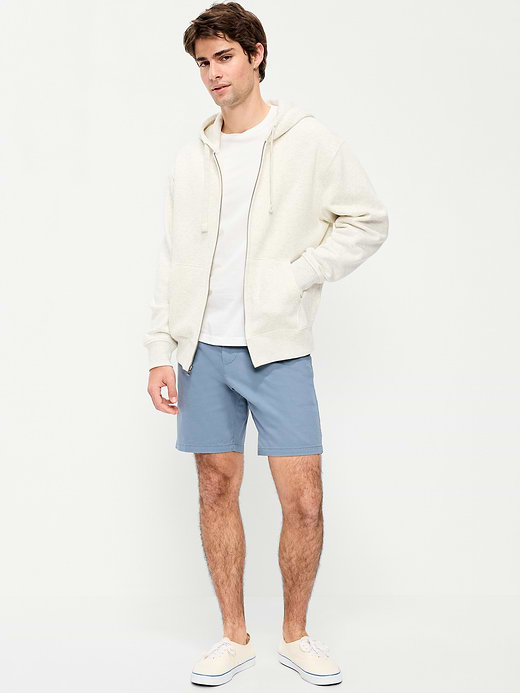 Old Navy Slim Built-In Flex Rotation Chino Shorts -- 8-inch inseam — photo 1