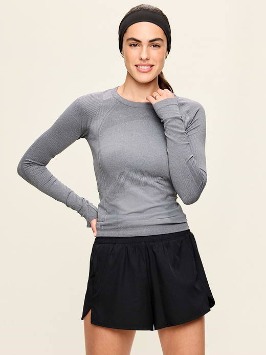Old Navy Fluid Seamless Fitted Top — photo 1