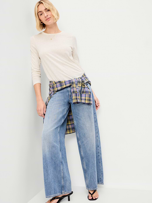 Old Navy EveryWear Long-Sleeve T-Shirt — photo 4