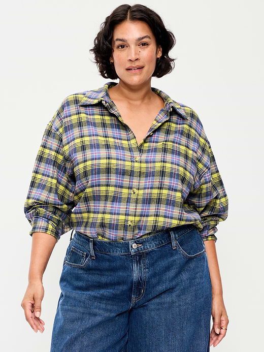 Old Navy Oversized Button-Down Boyfriend Flannel Shirt — photo 8