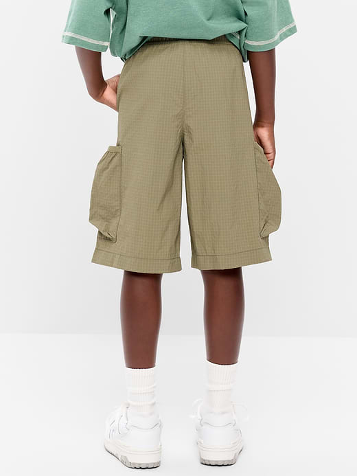 Old Navy Below Knee Super Baggy Ripstop Cargo Shorts for Boys — photo 3