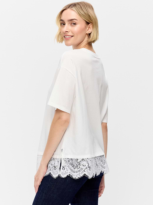 Old Navy Oversized Lace Hem T-Shirt — photo 3