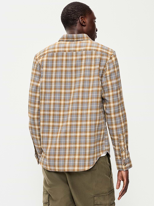 Old Navy Relaxed Long-Sleeve Flannel Pocket Shirt — photo 3