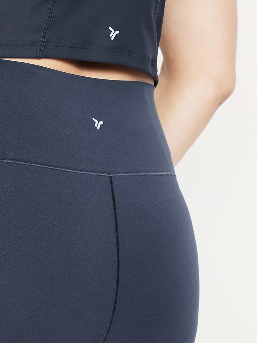 Old Navy High-Waisted StudioSmooth Straight Legging — photo 4