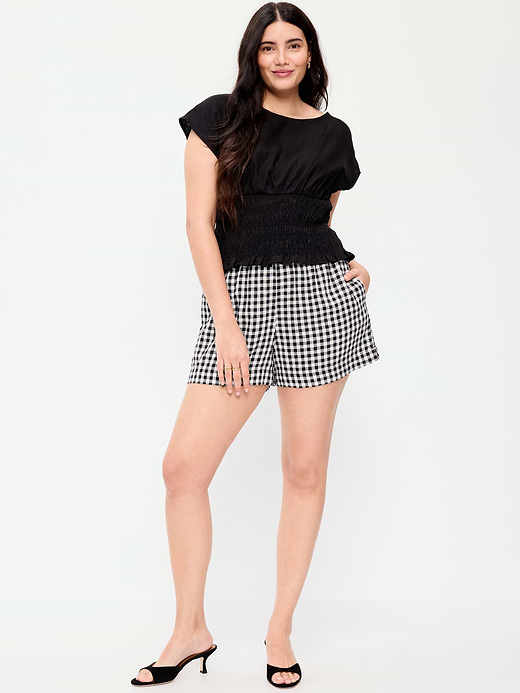 Old Navy High-Waisted Beach Linen Pull-On Shorts — photo 6