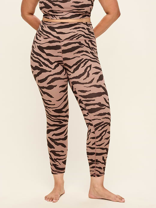 Old Navy High-Waisted StudioSmooth 7/8 Leggings — photo 8