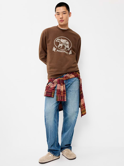 Old Navy Oversized Graphic Crew-Neck Sweatshirt — photo 4