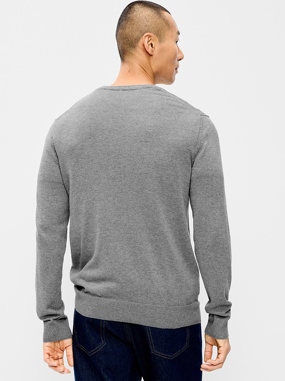 Old Navy V-Neck Sweater — photo 3