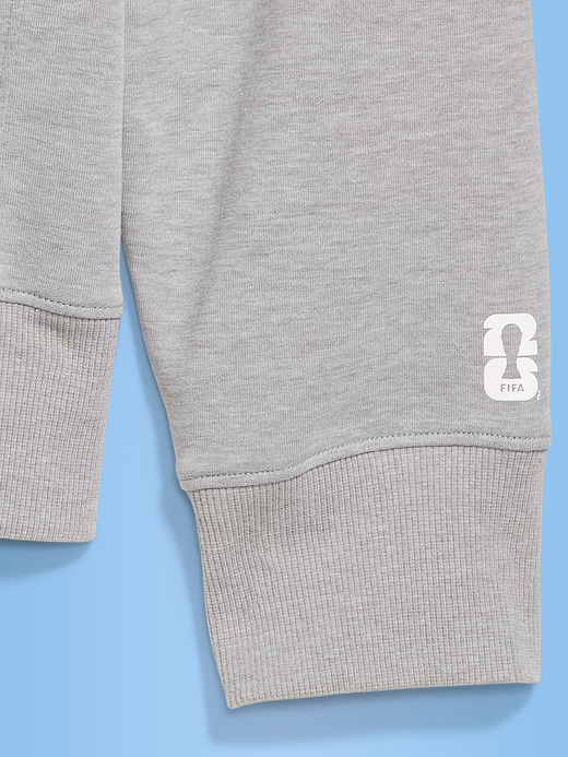 Old Navy FIFA World Cup 26™ Argentina Dynamic Fleece Collared Graphic Sweatshirt for Men — photo 5