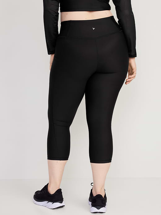 Old Navy High-Waisted PowerSoft Crop Pocket Leggings — photo 8