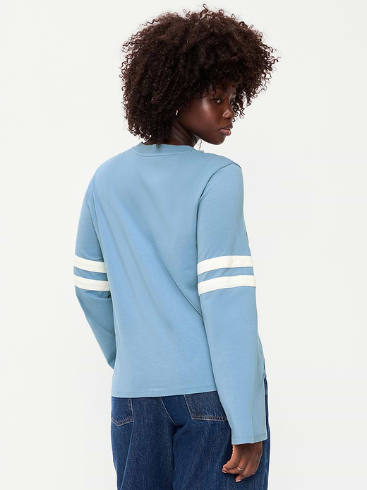 Old Navy EveryWear Long-Sleeve Graphic T-Shirt — photo 8