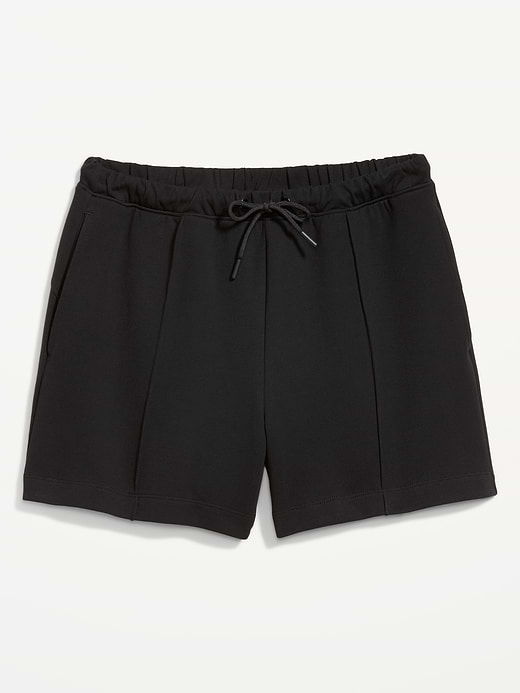 Old Navy Relaxed Dynamic Fleece Shorts — photo 9