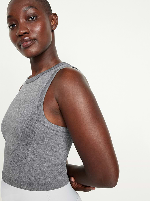 Old Navy Fluid Seamless Fitted Crop Tank Top — photo 5
