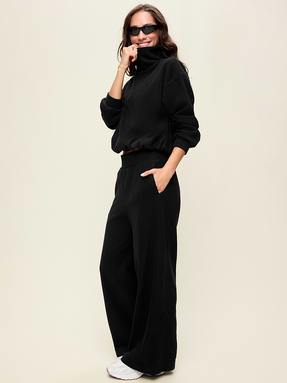 Old Navy Performance Fleece Funnel Neck Pullover — photo 4