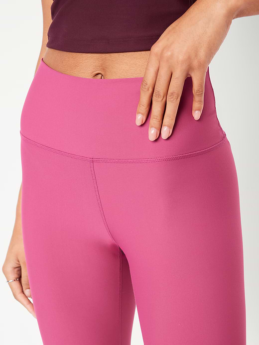 Old Navy High-Waisted PowerSoft Crop Leggings — photo 4