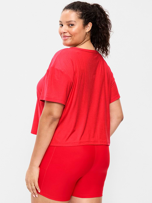 Old Navy CloudMotion T-Shirt — photo 9