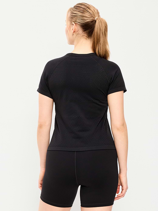 Old Navy Seamless Textured Cropped T-Shirt — photo 7