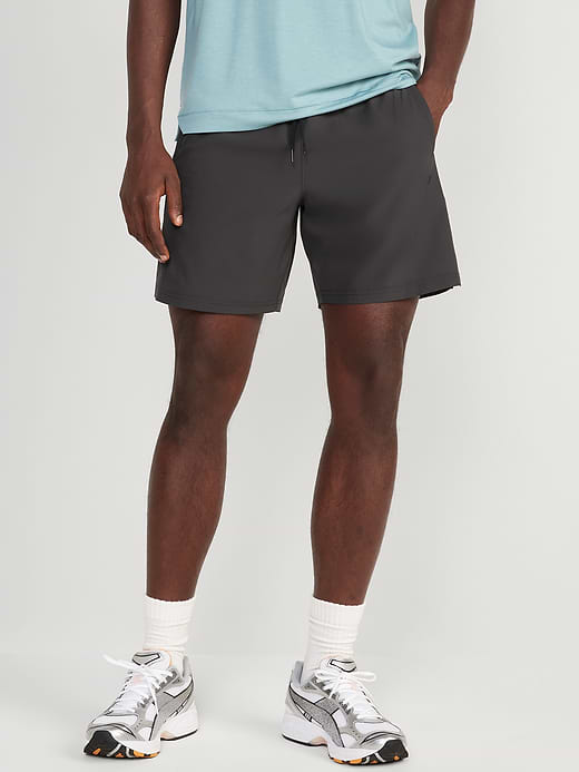Old Navy StretchTech Workout Shorts -- 7-inch inseam — photo 1