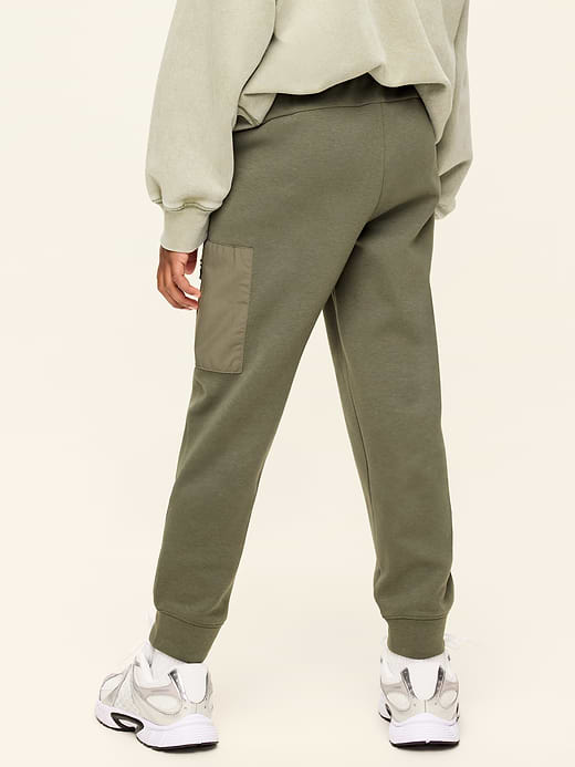 Old Navy Dynamic Fleece Utility Jogger Sweatpants for Boys — photo 3