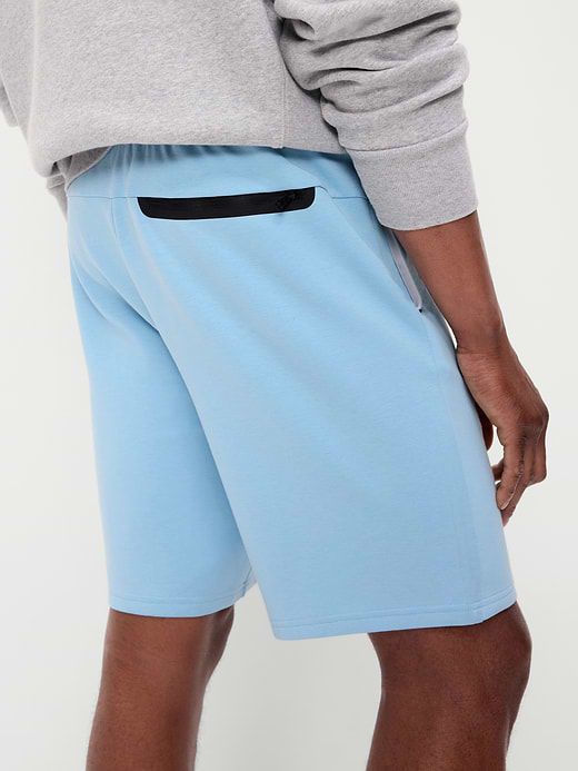 Old Navy Dynamic Fleece 4.0 Shorts -- 8-inch inseam — photo 5